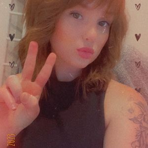 Meet your Posher, Alicia